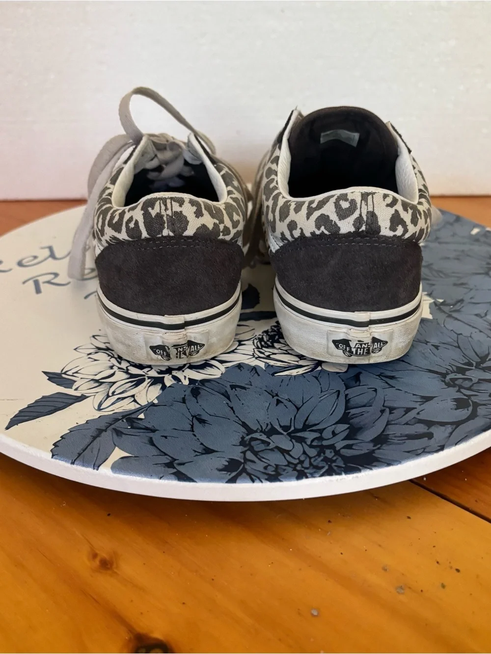 Vans Old Skool Leopard Print Sneakers 🖤🐆 Youth 4